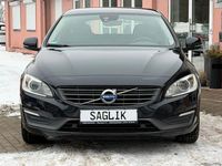 Gebraucht Volvo V60 Kinetic 114 PS (83 kW) 2015 Schwarz Kombi