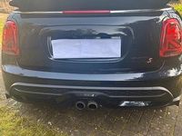 Gebraucht Mini Cooper S Cabriolet 178 PS (130 kW) 2024 Schwarz Cabrio