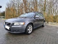 Gebraucht Volvo V50 Kinetic 115 PS (84 kW) 2011 Silber Kombi