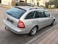 Gebraucht Mercedes C220 Avantgarde 150 PS (110 kW) 2004 Silber Kombi