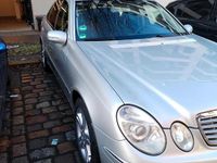 Gebraucht Mercedes E280 177 PS (130 kW) 2004 Silber Limousine
