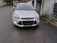 Gebraucht Ford Focus 125 PS (91 kW) 2014 Silber Limousine