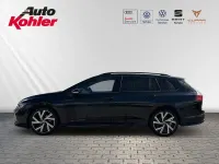 Gebraucht VW Golf VIII R-line 150 PS (110 kW) 2022 Schwarz Kombi