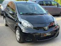 Gebraucht Toyota Aygo Edition 68 PS (50 kW) 2011 Schwarz Kleinwagen
