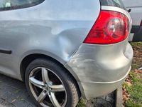 Gebraucht VW Golf V 105 PS (77 kW) 2005 Grau Kleinwagen