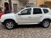 Gebraucht Dacia Duster Lauréate 105 PS (77 kW) 2010 Weiß SUV