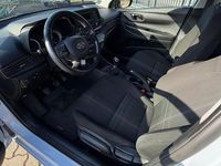 Gebraucht Hyundai i20 Select 101 PS (74 kW) 2020 Blau Kleinwagen