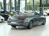 Gebraucht Mercedes E400 Avantgarde 330 PS (242 kW) 2020 Grau Cabrio