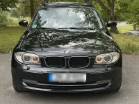 Gebraucht BMW 116 122 PS (89 kW) 2009 Schwarz Kleinwagen
