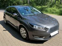 Gebraucht Ford Focus Titanium 125 PS (91 kW) 2016 Grau Limousine