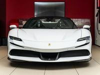 Gebraucht Ferrari SF90 780 PS (573 kW) 2024 Weiß Cabrio