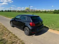 Używany VW Polo Allstar 90 KM (66 kW) 2016 Czarny Sedan/Limuzyna