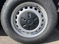 Neu VW T6.1 100 kW (136 PS) 2026 Clear white Van