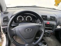 Gebraucht Kia Picanto 65 PS (47 kW) 2009 Weiß Kleinwagen