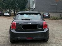 Gebraucht Mini One D 95 PS (69 kW) 2017 Schwarz Kleinwagen