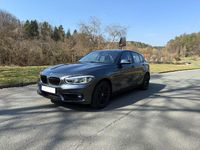 Gebraucht BMW 120 Advantage 184 PS (135 kW) 2018 Grau Kleinwagen