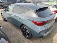Nowe Cupra Leon Basis 150 KM (110 kW) 2026 Niebieski Sedan/Limuzyna