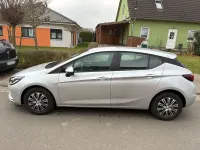 Gebraucht Opel Astra Edition 105 PS (77 kW) 2017 Grau Limousine