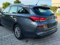Gebraucht Hyundai i30 Style 120 PS (88 kW) 2018 Dunkel garu Kombi