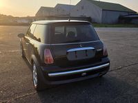 Second-hand Mini Cooper 120 CP (88 kW) 2003 Negru Hatchback