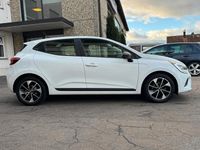 Gebraucht Renault Clio V Life 67 PS (49 kW) 2022 Weiß Kleinwagen