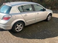 Gebraucht Opel Astra 125 PS (91 kW) 2004 Silber Kleinwagen