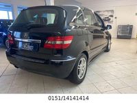 Usata Mercedes B150 95 CV (69 kW) 2009 Nero Monovolume