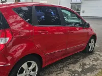 Gebraucht Mercedes A180 109 PS (80 kW) 2012 Rot Kleinwagen