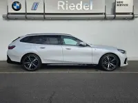 Gebraucht BMW 540 M Sport 303 PS (222 kW) 2025 Mineralweiß metallic Kombi