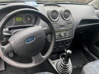 Gebraucht Ford Fiesta 70 PS (51 kW) 2008 Blau Kleinwagen