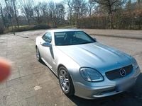 Gebraucht Mercedes SLK200 163 PS (119 kW) 2000 Silber Cabrio