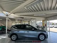 Gebraucht BMW 225 Active Tourer Sport Line 245 PS (180 kW) 2022 Skyscraper grau metallic Van / Kleinbus
