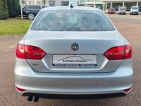 Gebraucht VW Jetta Match 140 PS (102 kW) 2012 Silber Limousine