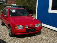 Używany Ford Escort 60 KM (44 kW) 1987 Czerwony Coupe