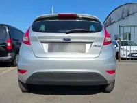 Gebraucht Ford Fiesta 96 PS (70 kW) 2008 Silber Kleinwagen