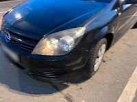 Gebraucht Opel Astra 90 PS (66 kW) 2005 Schwarz Kombi