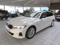 Gebraucht BMW 320e Shadowline 204 PS (150 kW) 2023 Weiß Limousine