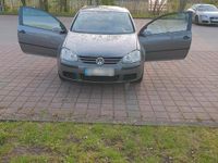 Second-hand VW Golf 89 CP (65 kW) 2005 Gri Coupe
