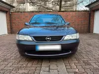 Gebraucht Opel Vectra 116 PS (85 kW) 1997 Violet Limousine