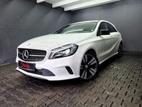 Gebraucht Mercedes A180 122 PS (89 kW) 2016 Weiß Limousine