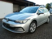 Gebraucht VW Golf VIII Life 110 PS (80 kW) 2022 Reflexsilber Kombi