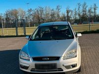 Second-hand Ford Focus Style 82 CP (60 kW) 2007 Gri Break