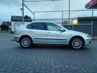 Usado Seat Leon 105 HP (77 kW) 2003 Prateado Citadino