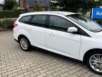 Gebraucht Ford Focus Cool & Connect 95 PS (69 kW) 2018 Weiß Kombi