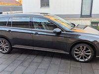 Gebraucht VW Passat Highline 190 PS (139 kW) 2018 Grau Kombi