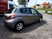 Gebraucht Peugeot 208 Active 68 PS (50 kW) 2014 Grau Kleinwagen
