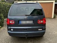 Second-hand VW Sharan 131 CP (96 kW) 2004 Andere farben Monovolum