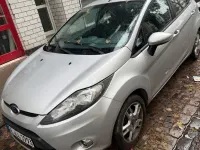 Gebraucht Ford Fiesta 95 PS (69 kW) 2012 Silber Kleinwagen