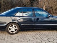 Gebraucht Mercedes E200 Avantgarde 163 PS (119 kW) 2000 Schwarz Limousine