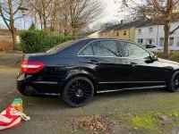 Gebraucht Mercedes E350 AMG 231 PS (169 kW) 2010 Schwarz Limousine